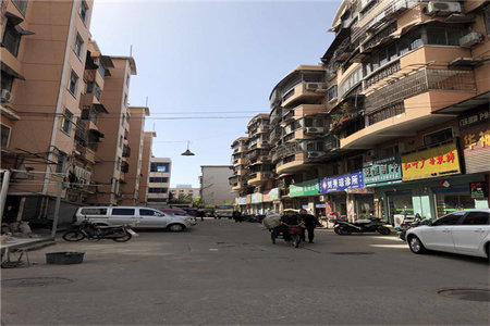 城北振阳公寓2室1厅1卫36·8万73m2学区房出售